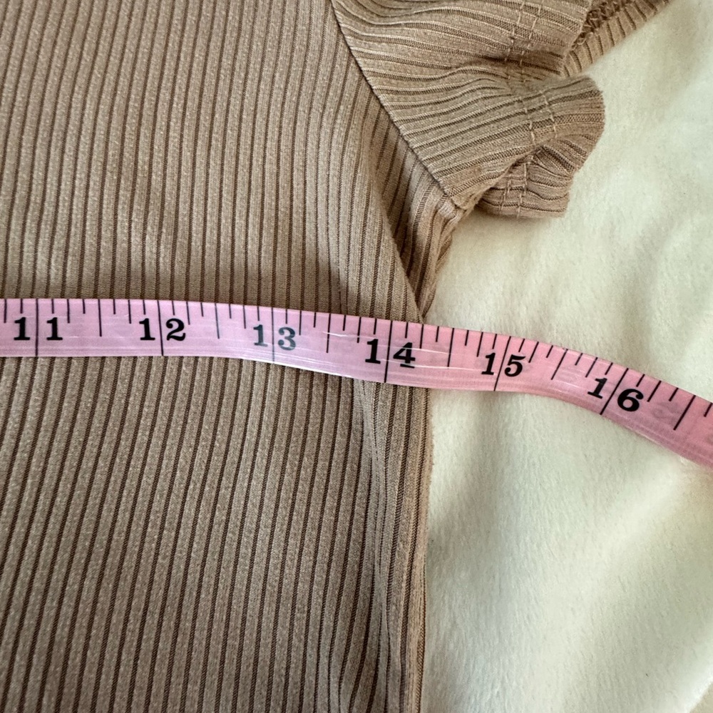 Olivia Rae Beige Ribbed Top - Picture 3 of 7